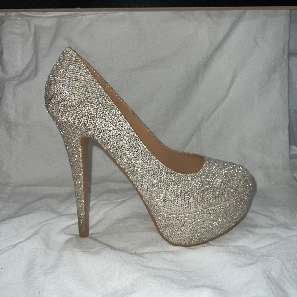 Gold/Silver Atmosphere  Pumps